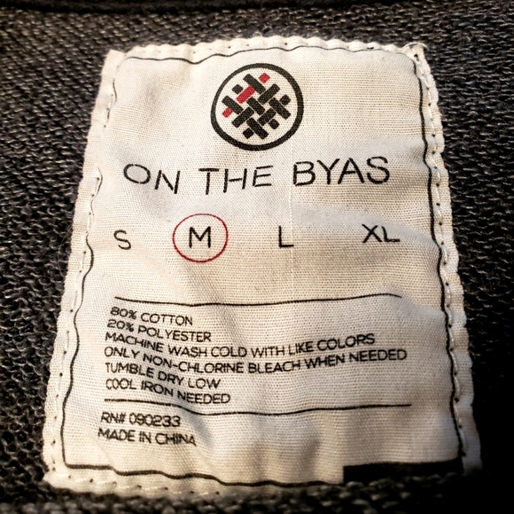 On The Byas Crewneck Funky Sweatshirt - Medium - Picture 3 of 6